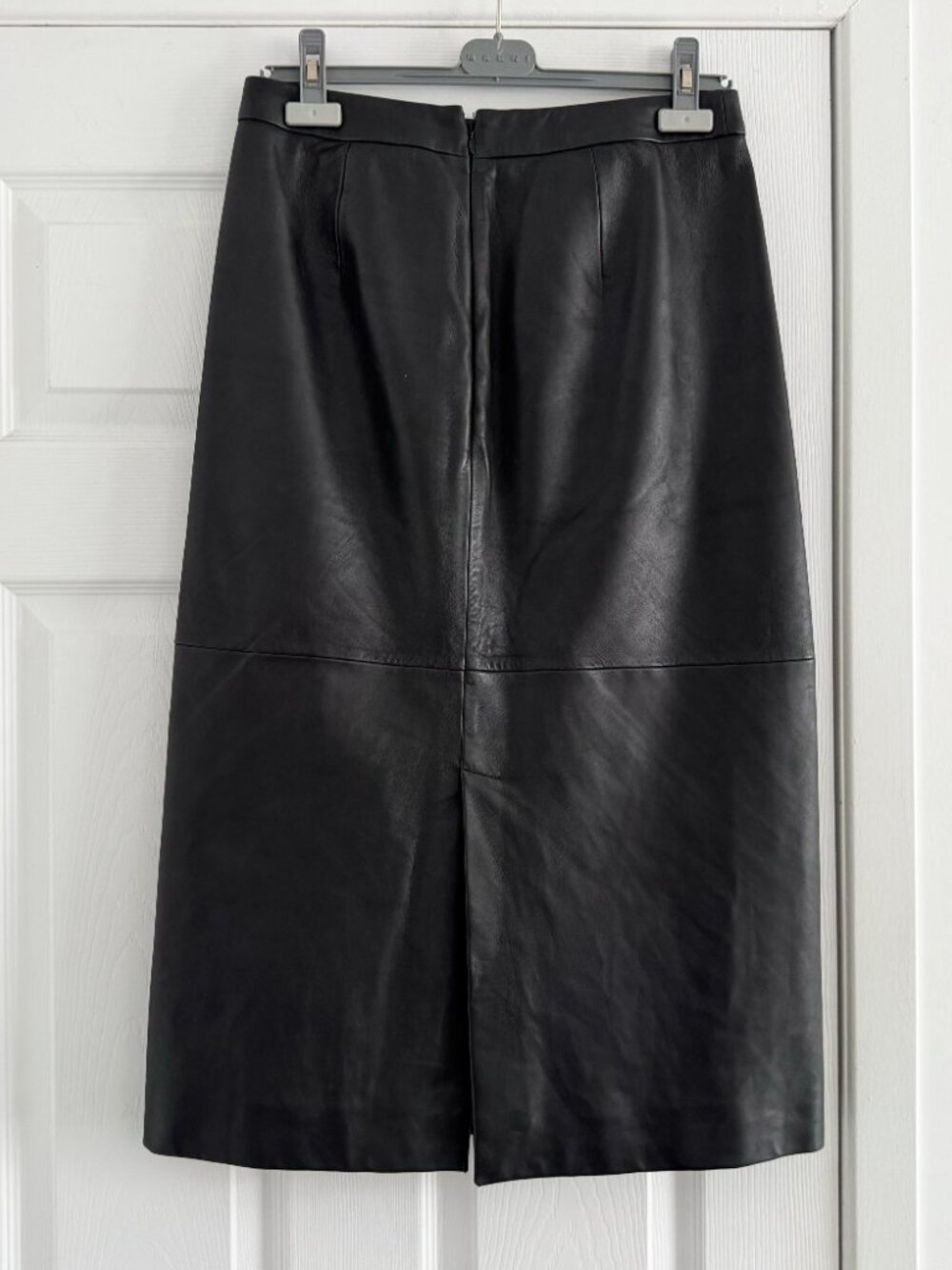 Sezane Leather Skirt in Black, size 38. Fits like a size 4 - Picture 5 of 5